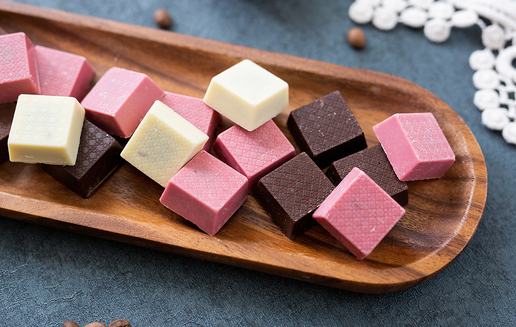 FoodRGB Natural food color application photography for confectionery chocolate pink and brown