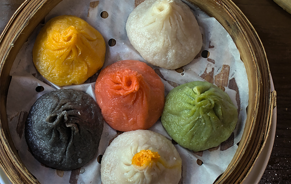 FoodRGB Natural food color application photography for dumplings, yellow, orange, green, black.