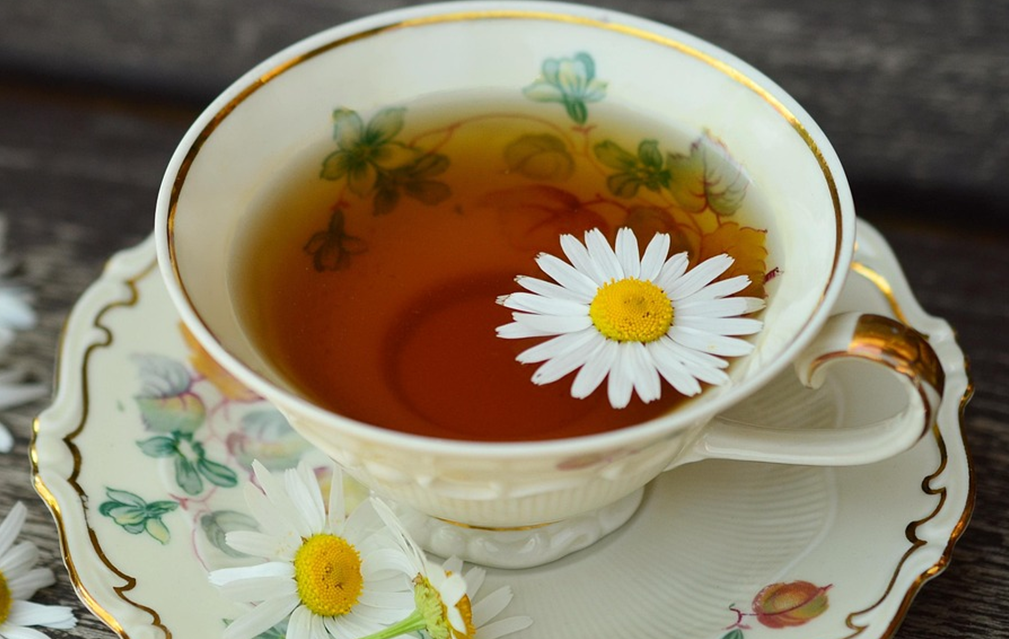 FoodRGB Natural food color application for beverages including coffee and tea using orange natural food color 