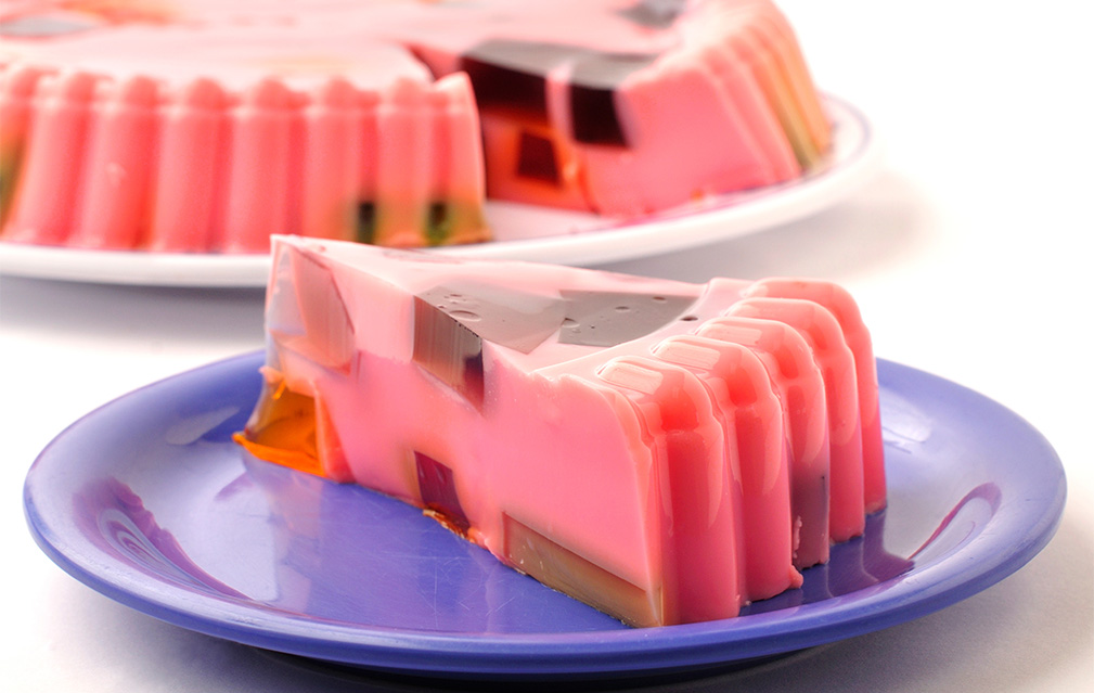 FoodRGB Elderberry Application photography for confectionery including gelatin in red