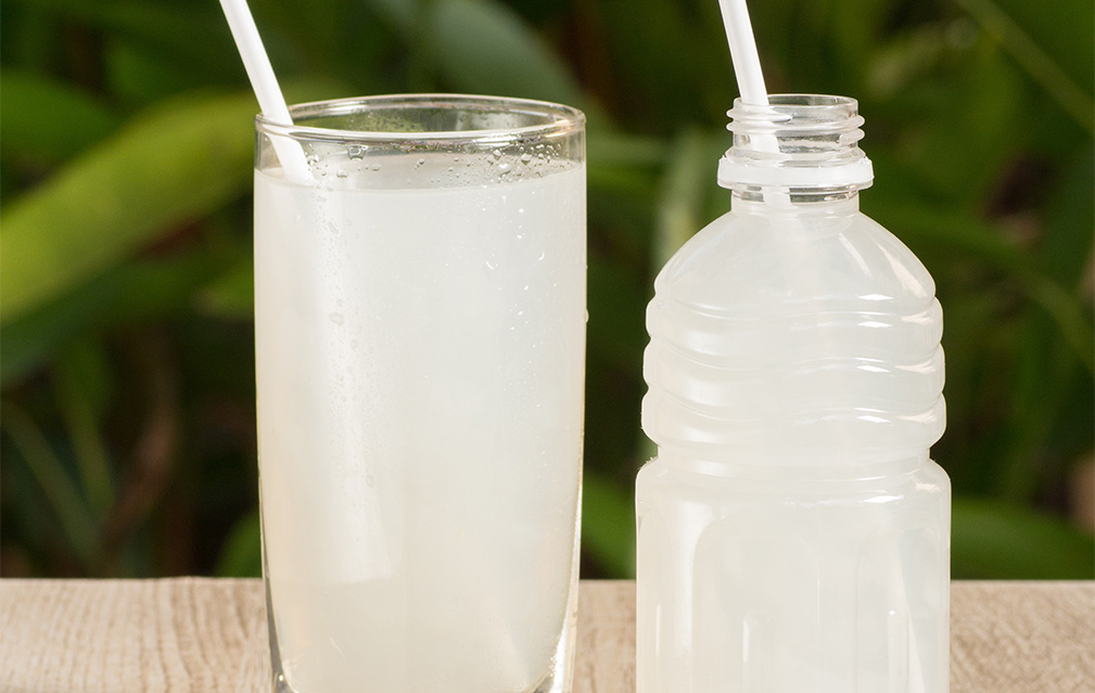 FoodRGB Natural food color application photography for beverages including frozen drinks using white natural food color