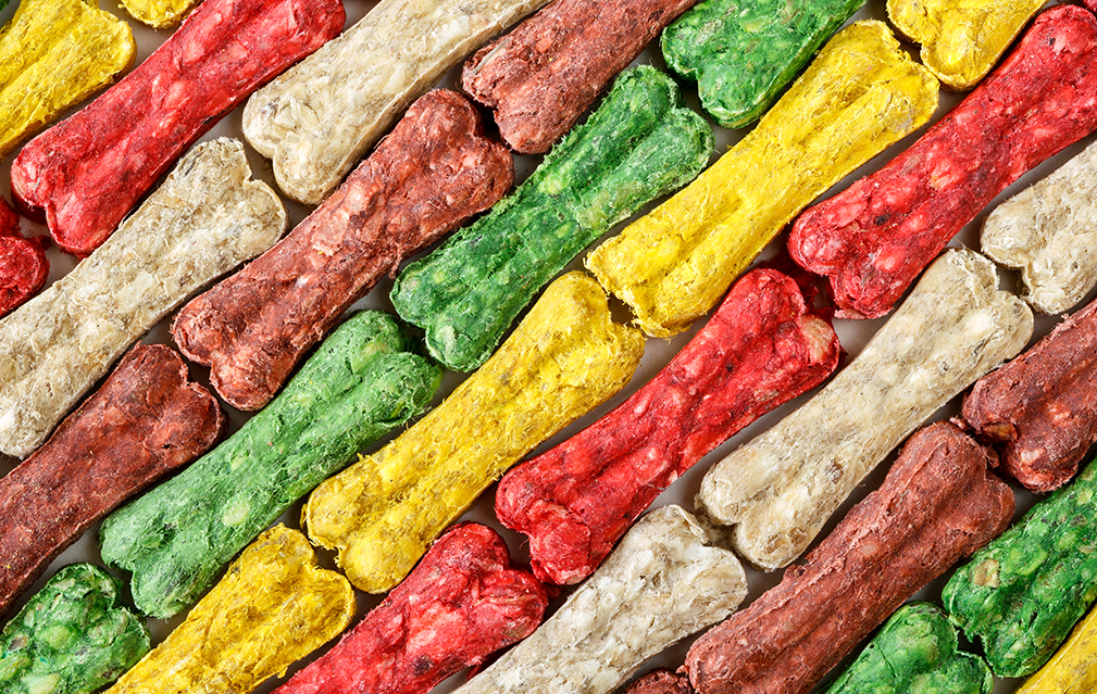 FoodRGB Natural food color application photography for pet food biscuits red, green, yellow, and brown