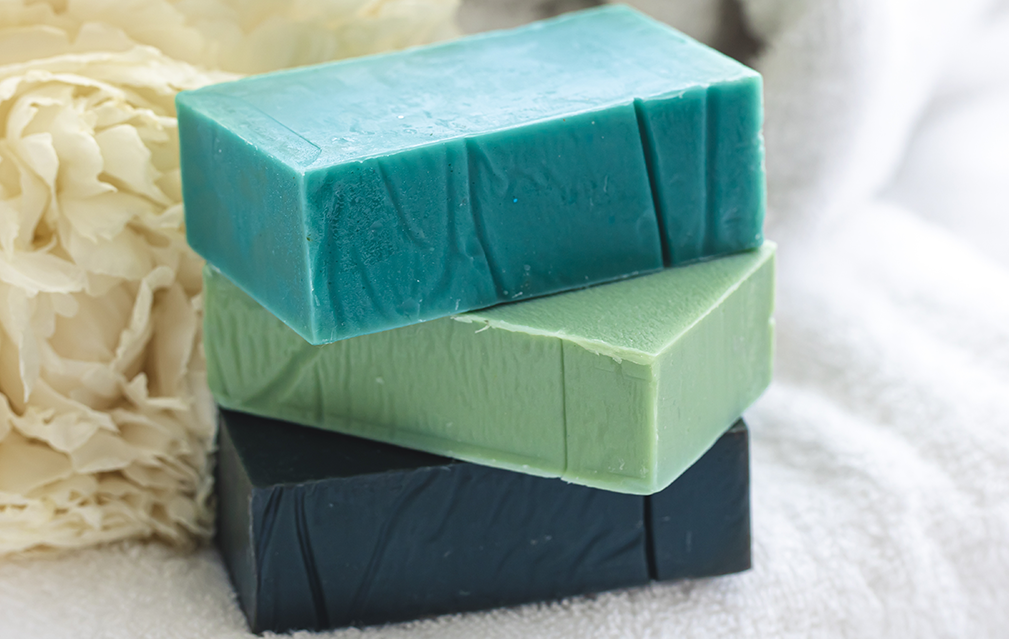 FoodRGB Natural food color application for specialty and personal care soap using green and blue natural colors